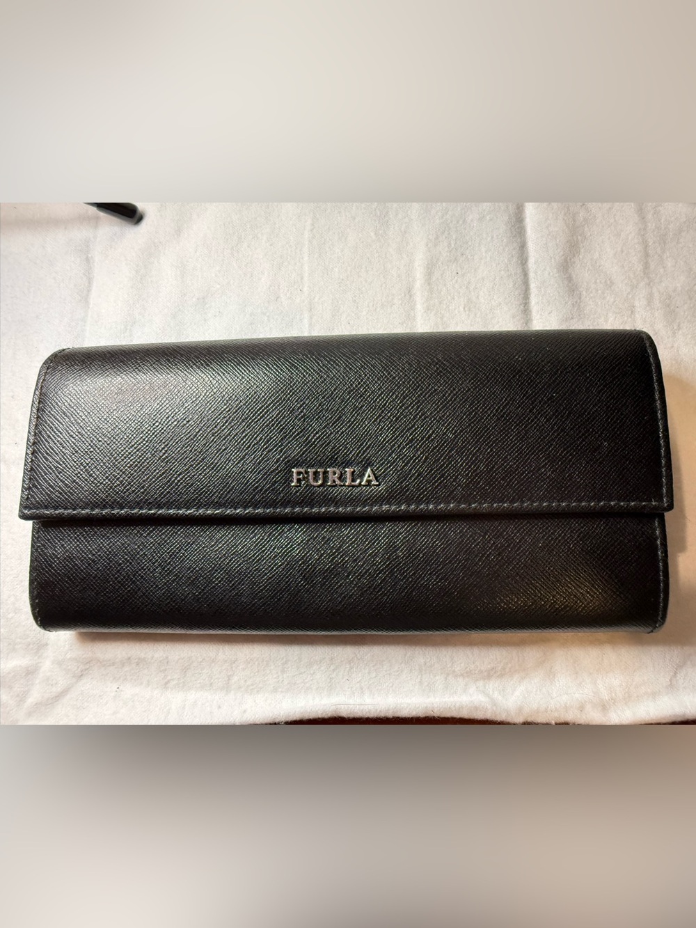 Furla Black Saffiano Leather Continental Wallet Snap Closure Zip Coin Pocket